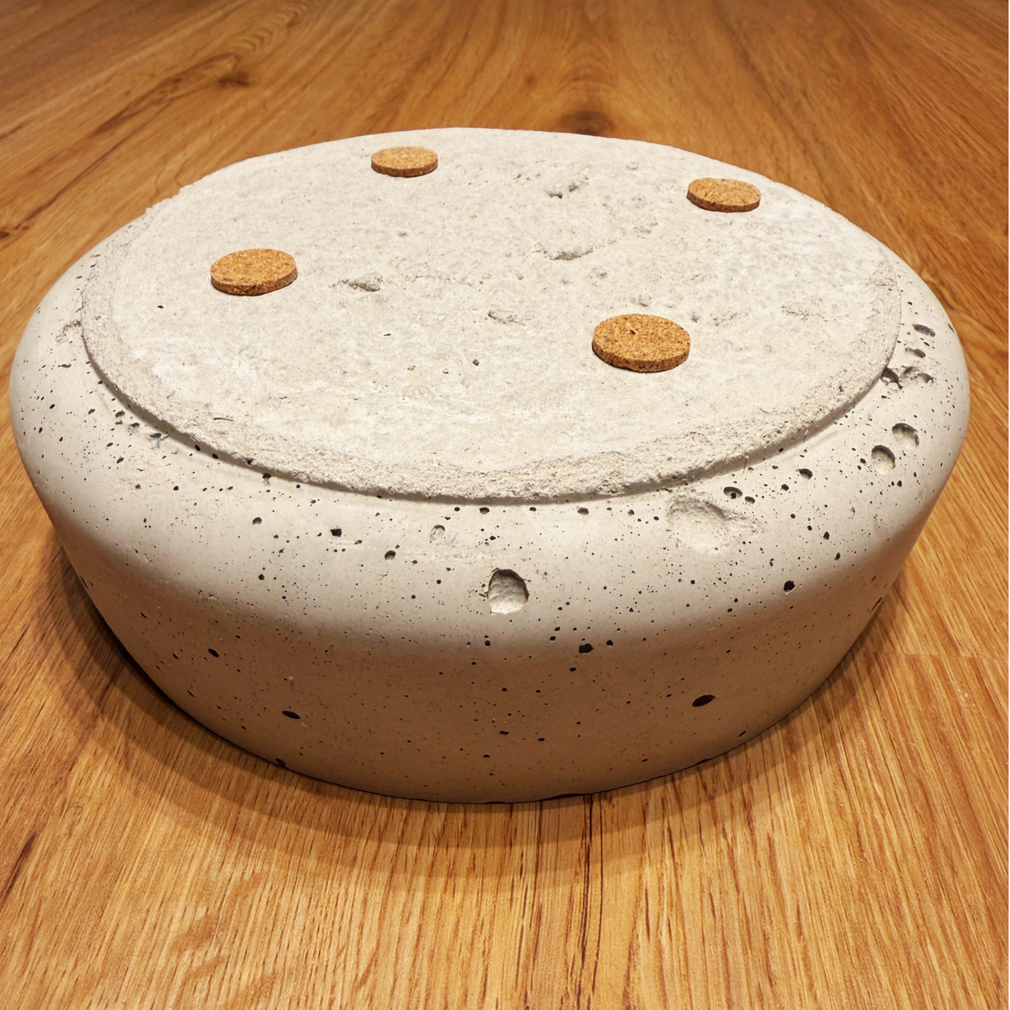 Betonschale "Schwarzwald-Massiv" – Rund & Handgegossen (18cm)