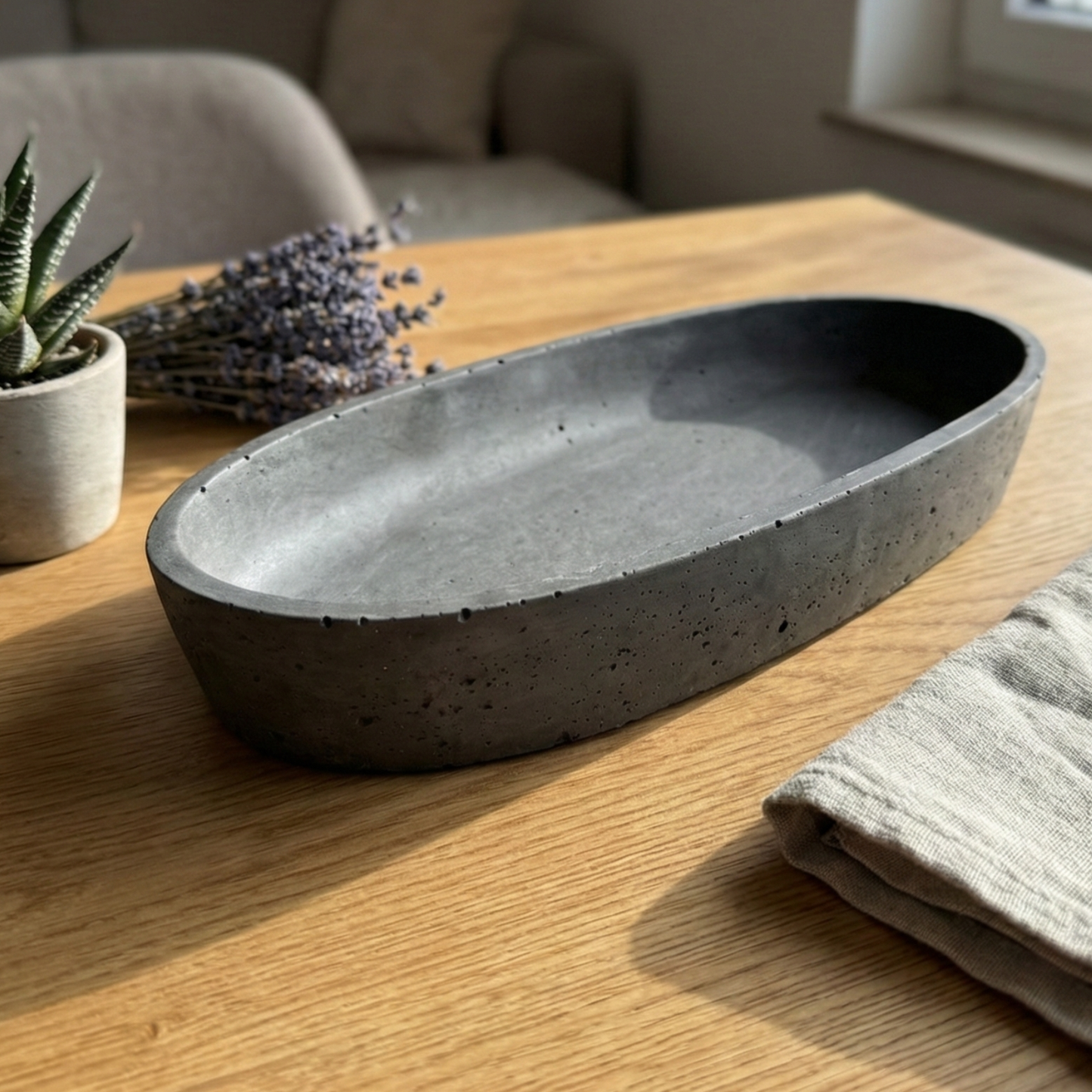 Handgemachte Betonschale "Oval" (29 cm) – Minimalistische Deko- & Ablageschale