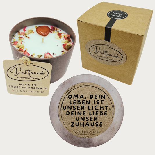 Handgemachte „Oma, dein Leben ist unser Licht, deine Liebe unser Zuhause“ Duftkerze aus dem Südschwarzwald